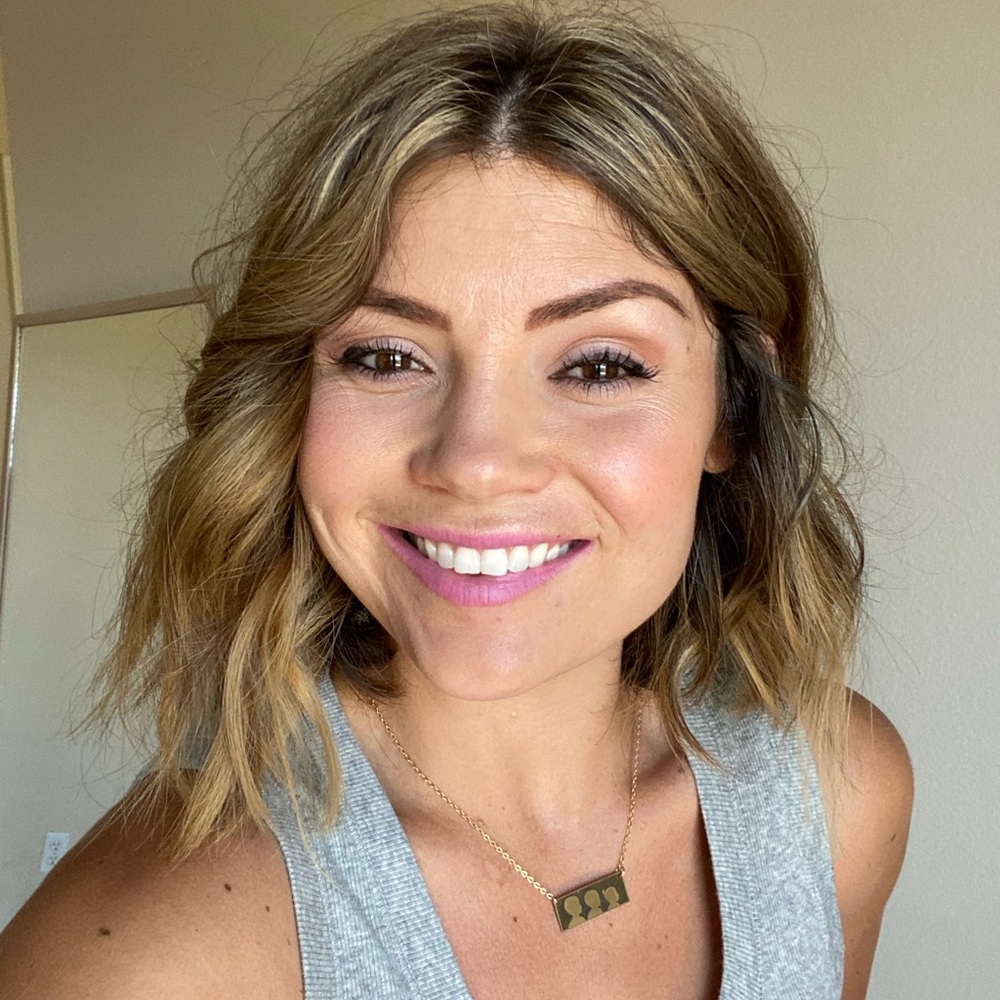 Meet your Posher, Stephanie